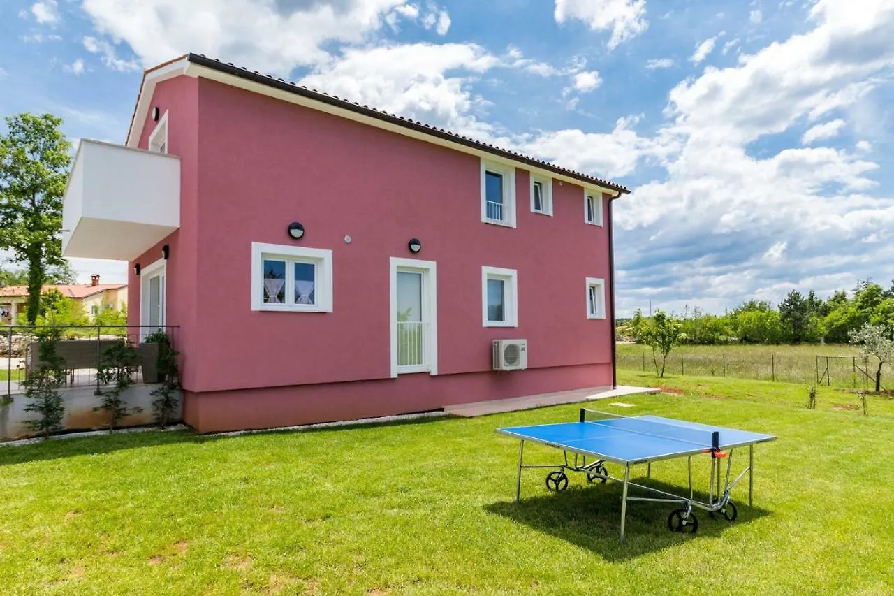 Villa May Tinjan Chorvatsko